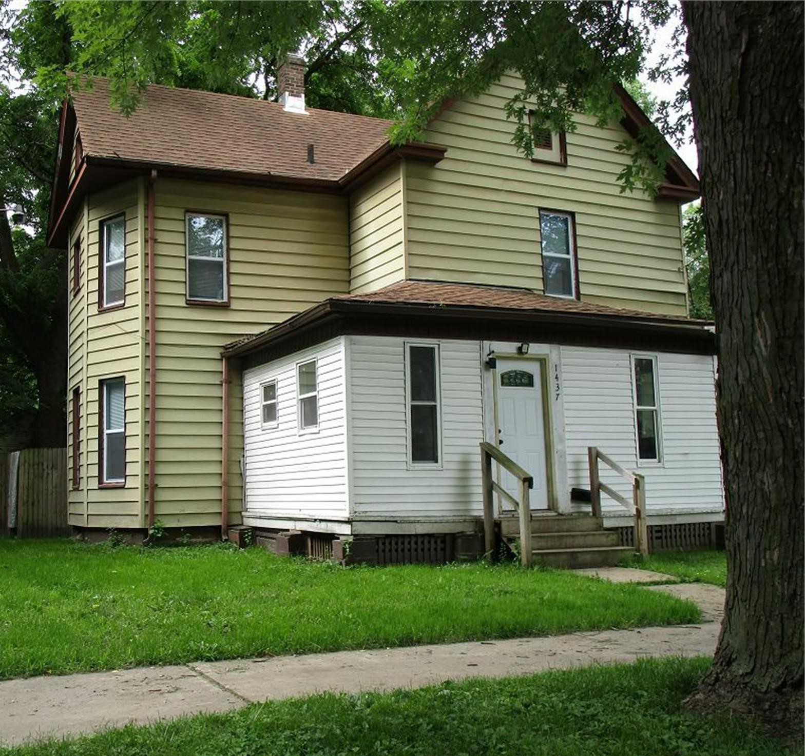 Property main image