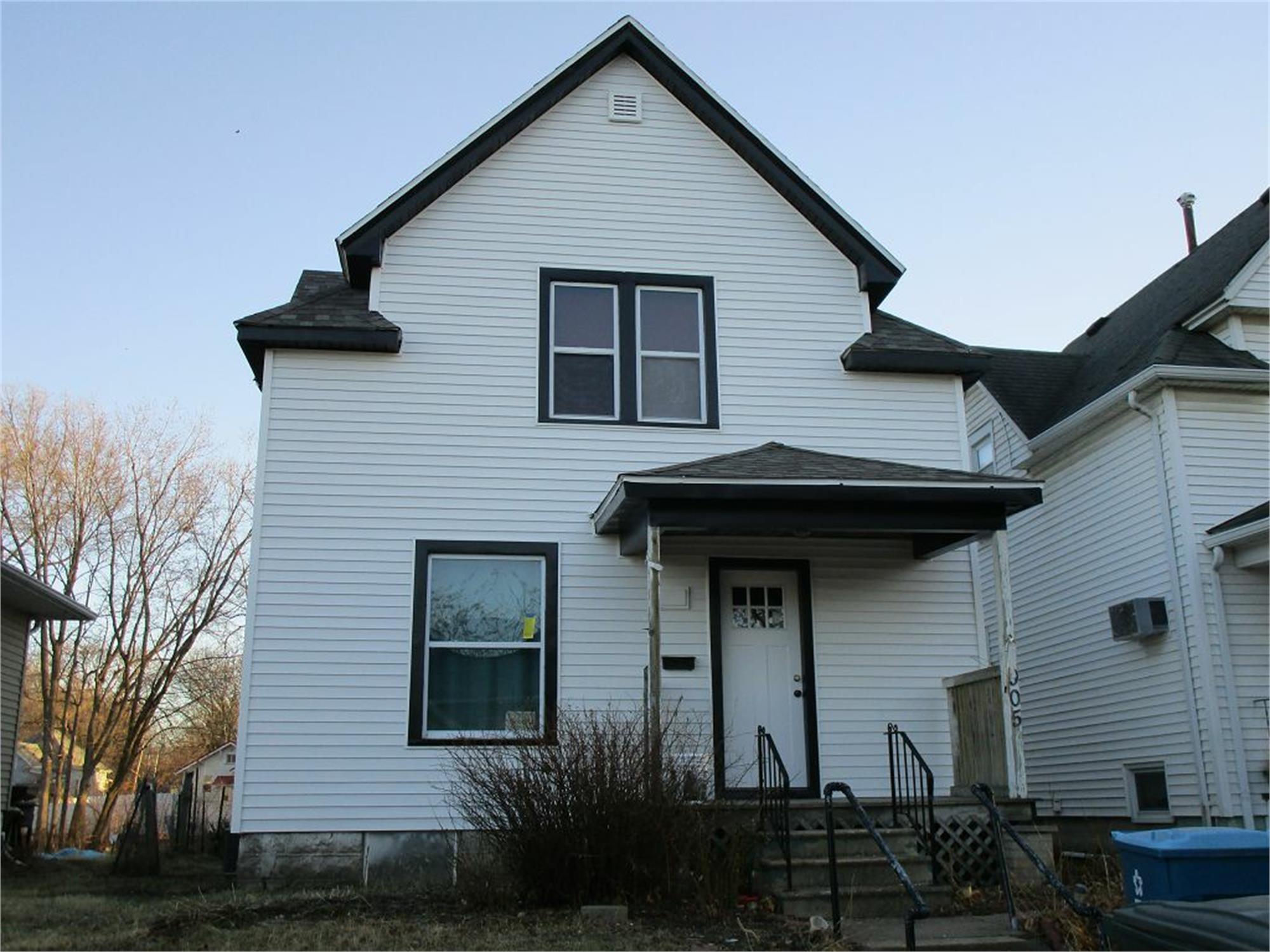 905 W 6th St