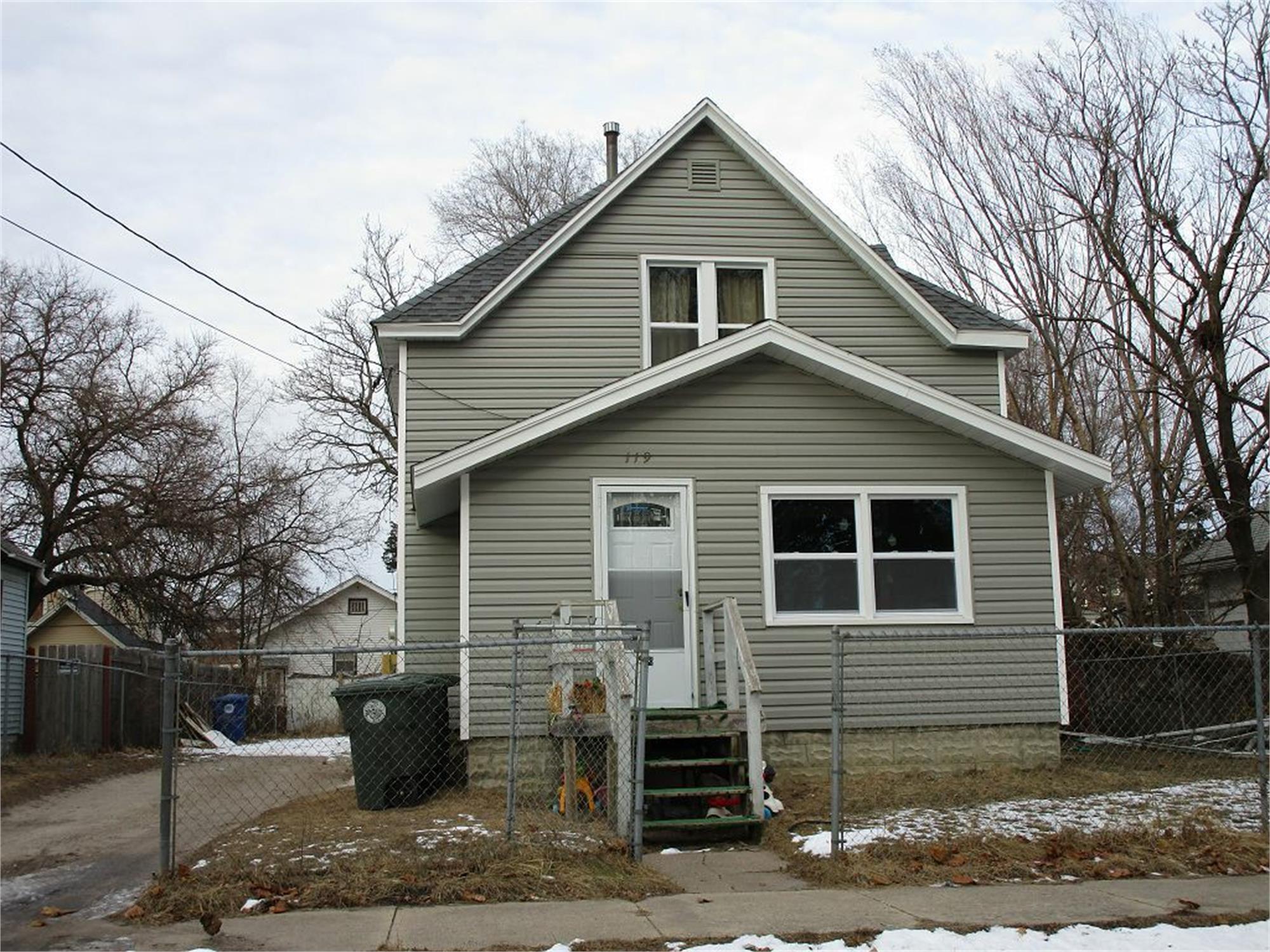 Property main image