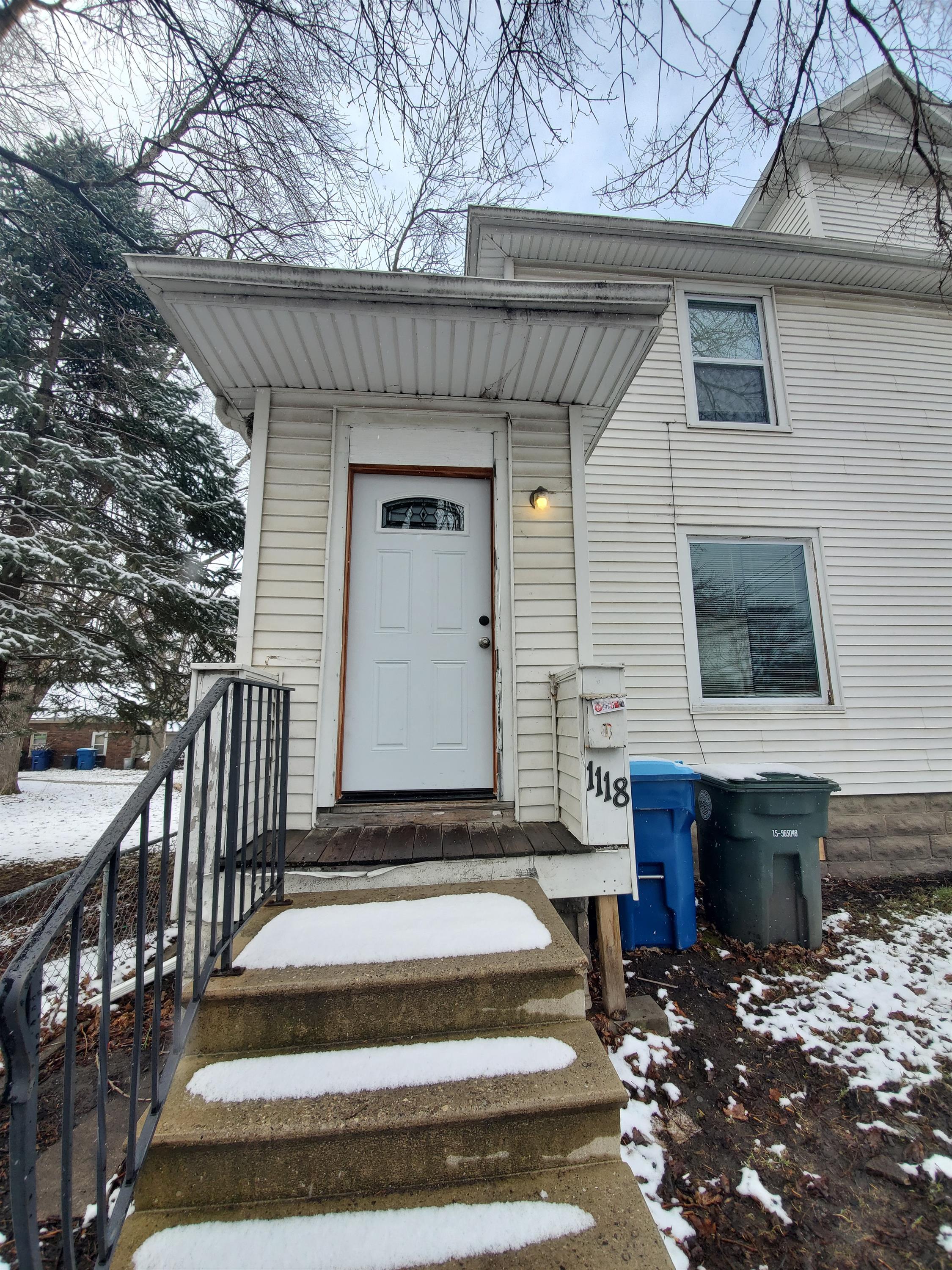 1118 W 2nd Street